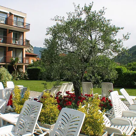 Aparthotel Hotel Residence Holiday 3*