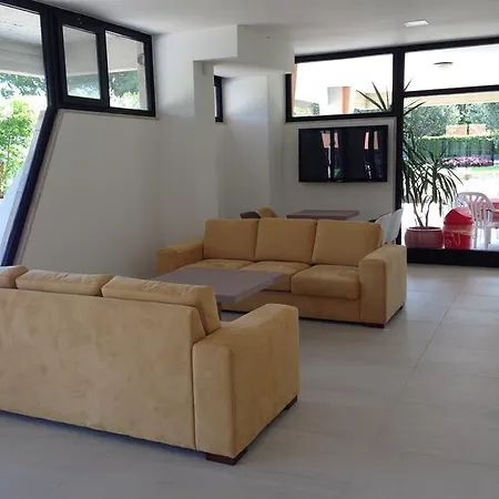 Aparthotel Hotel Residence Holiday 3*