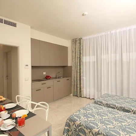 Aparthotel Hotel Residence Holiday