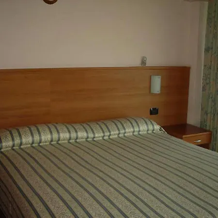 Hotel Residence Holiday 3*
