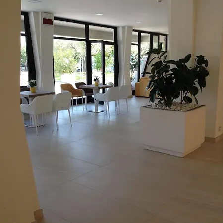 Lägenhetshotell Hotel Residence Holiday 3*