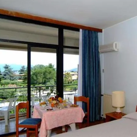 Aparthotel Hotel Residence Holiday